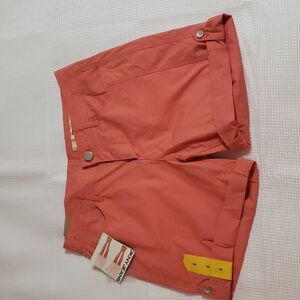 DNKY Jeans. NWT. Salmon Pink; 5 Pocket; Tab Cuff Legs Shorts. Size 6